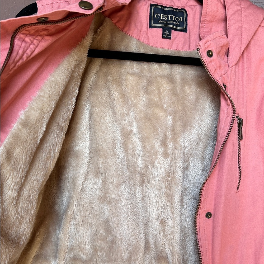 Women's Pink Hooded Vest by Cesto - Picture 6 of 6